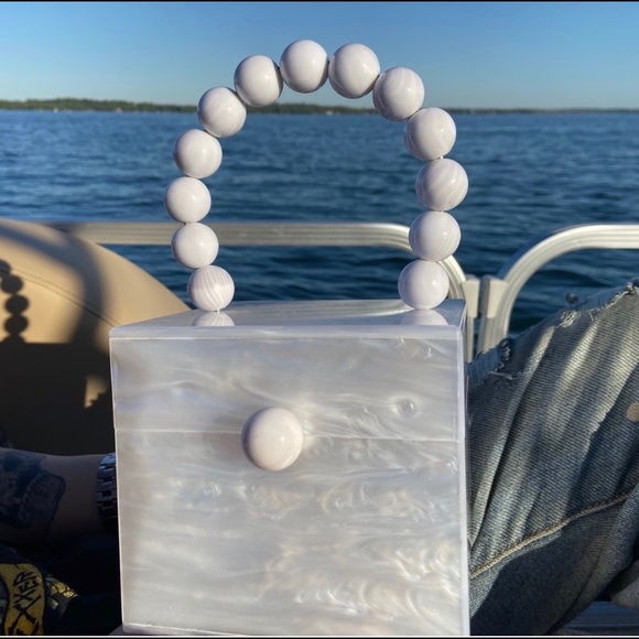 Cult Gaia EOS Box - Picture 2 of 3